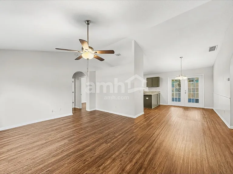 331 Valley Edge Dr — Photo 6