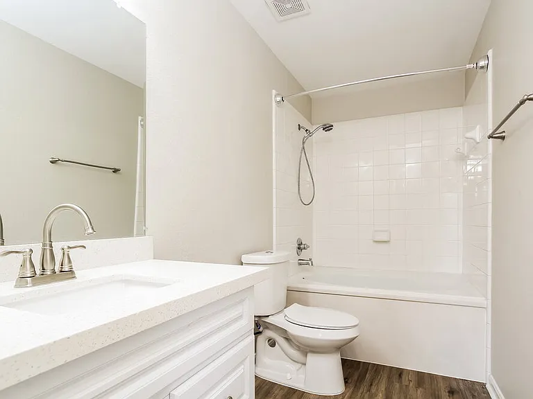 22831 Twisting Pine Dr — Photo 10