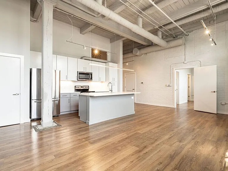 Mueller Lofts — Photo 6