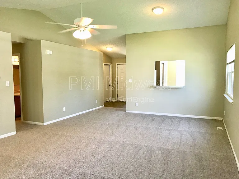3215 Keystone Lakes Way — Photo 22