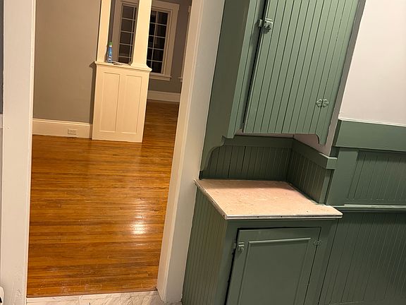 4th image of 23-25 Hobson St #3