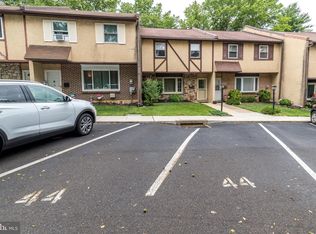 44 Knock North Knoll Cir, Willow Grove, PA 19090