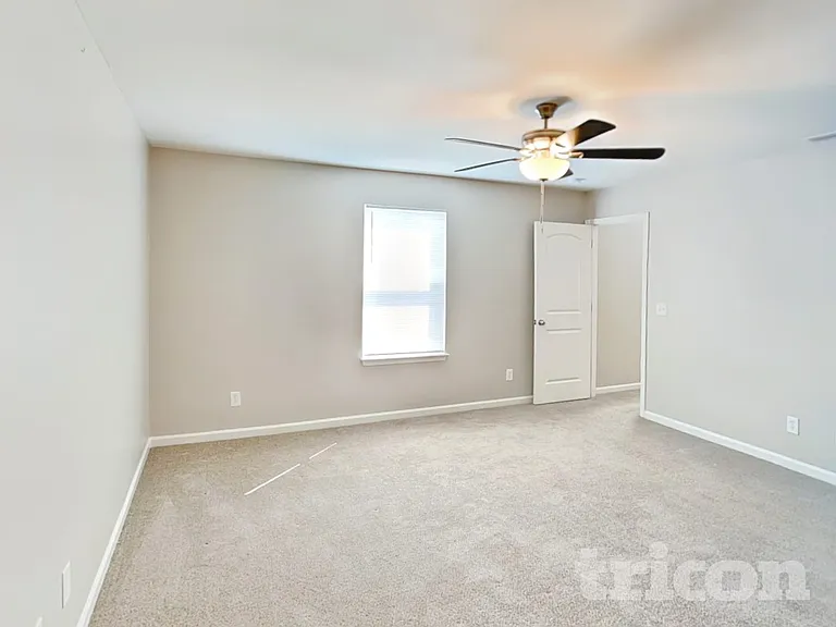 120 Altondale Dr — Photo 8