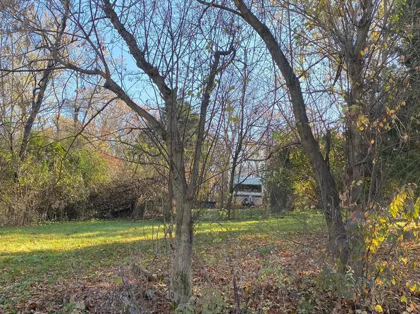 312 Raging River Rd, Falling Waters, WV 25419
