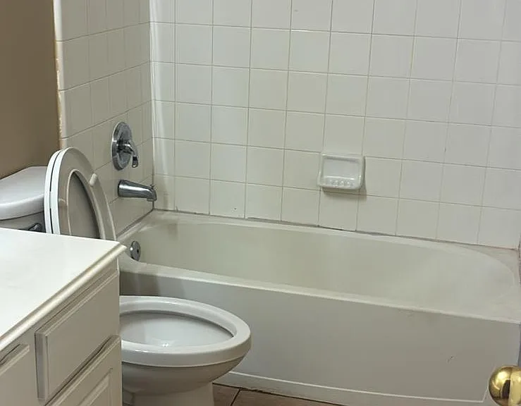 8910 Tarpon Springs Ln — Photo 11