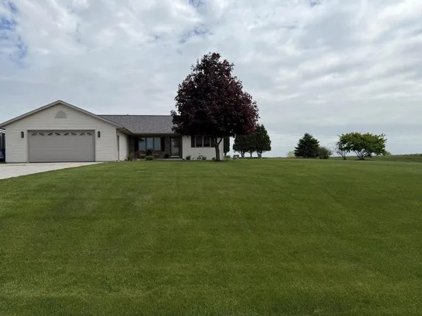 N3061 Dykstra ROAD, Waldo, WI 53093