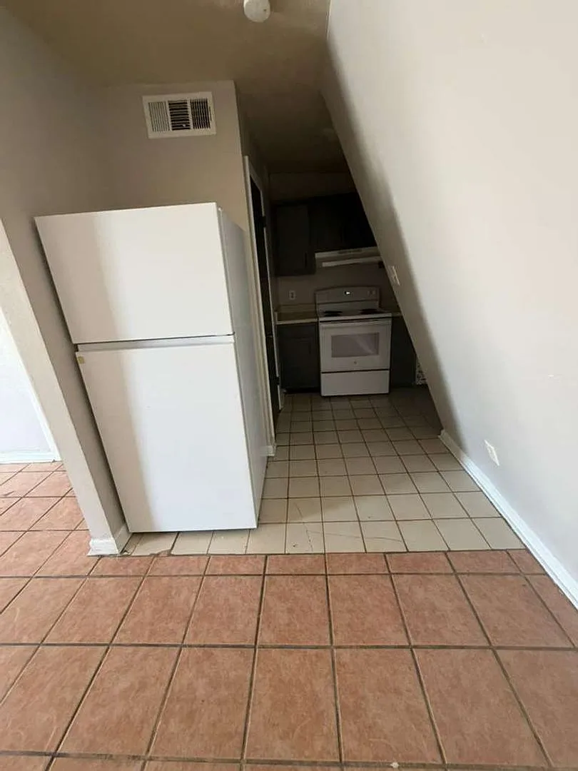 3350 Mcfaddin Ave — Photo 3