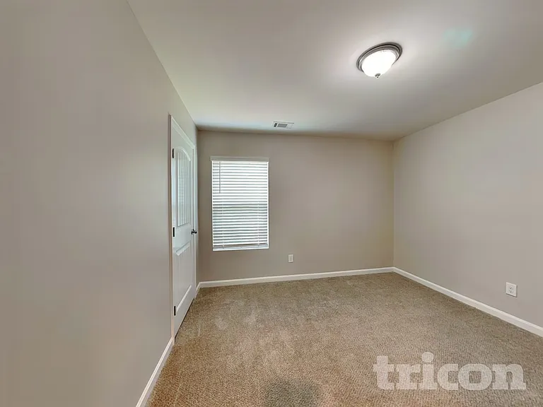 1008 Eldon Ln — Photo 14