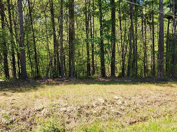 3rd image of 674 Lower River Rd