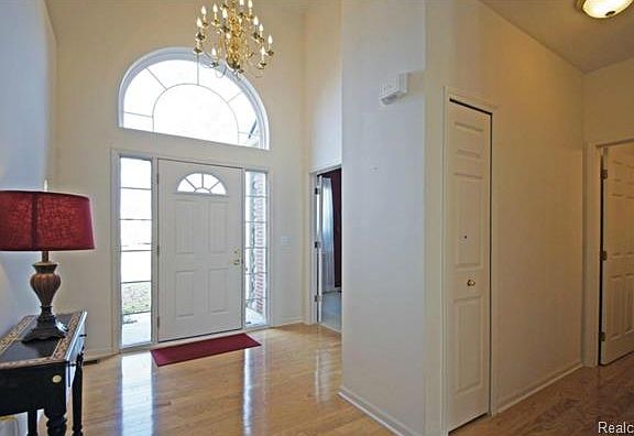 3rd image of 47665 Scenic Circle Dr S