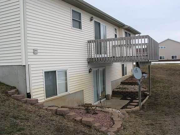 2nd image of 4891 Thornbird Dr