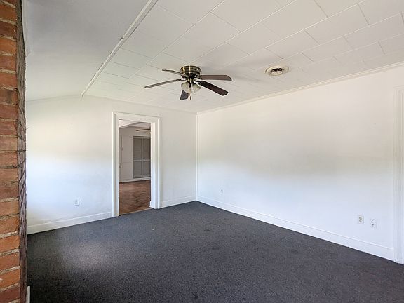 4th image of 28 Frederick St #21