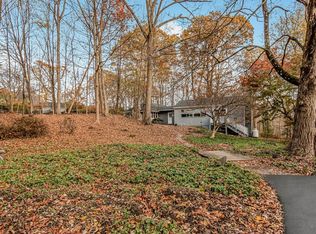 98 Mount Airy Rd, Croton On Hudson, NY 10520