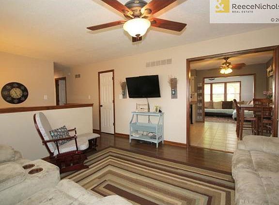 5th image of 5418 Crest Dr