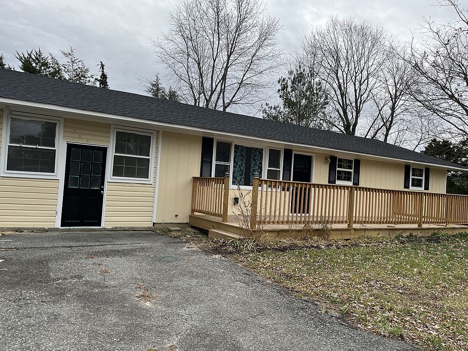 1st image of 428 Maon Rd