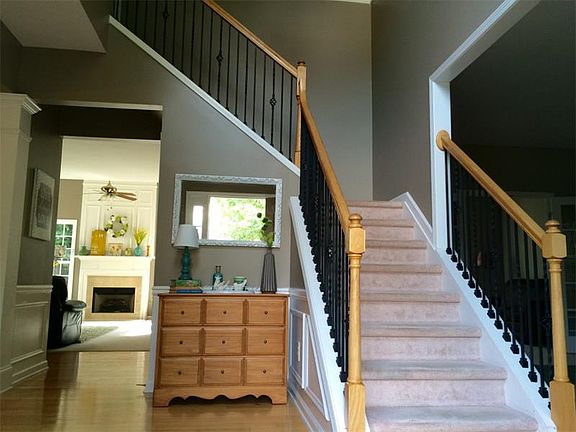 3rd image of 120 Susobell Pl