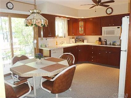 4th image of 9 Fernwood Dr