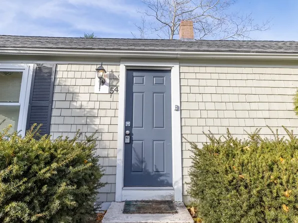 54 Oak Neck Rd, Barnstable, MA 02630