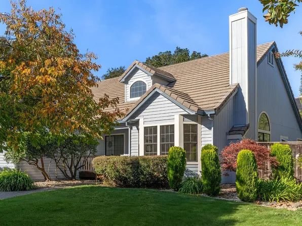 629 Barcelona Drive, Sonoma, CA 95476