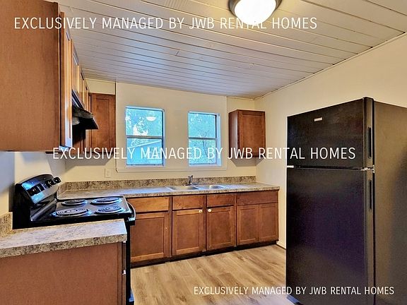 3rd image of 2896 Dignan St