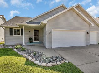 5510 Knollwood Dr, Saint Cloud, MN 56303