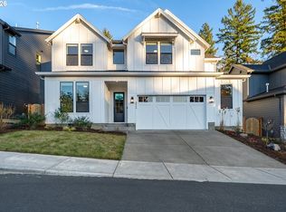 8044 SW Knudsen Pl, Portland, OR 97223