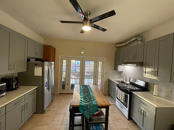 3rd image of 1037 S Valinda Ave #1