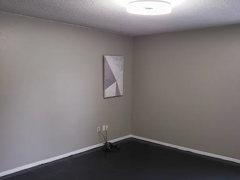 7663 Blue Carriage Ct — Photo 15