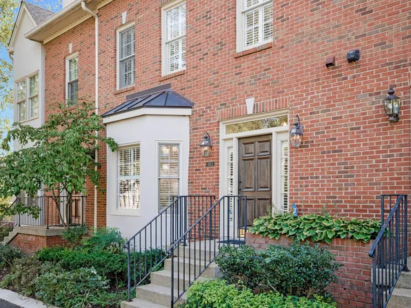 103 Forest Place Cir, Nashville, TN 37215