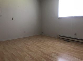 115 Harbor Dr APT 1B, Oswego, IL 60543