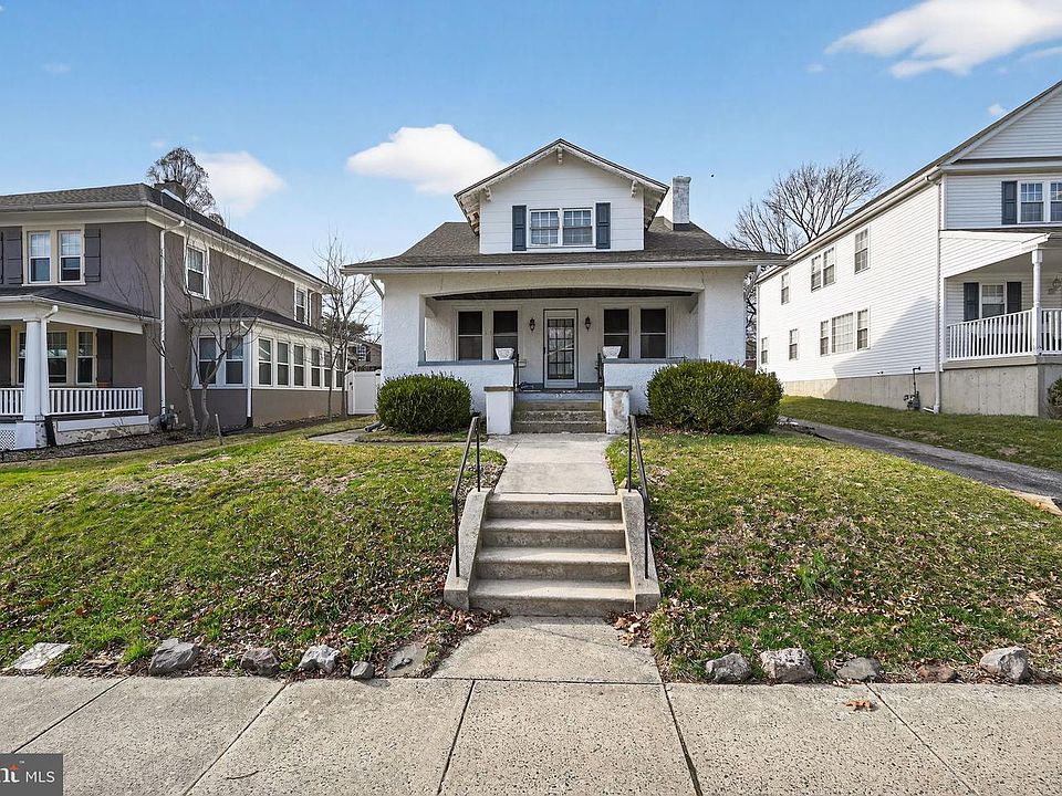 1st image of 25 Evergreen Rd
