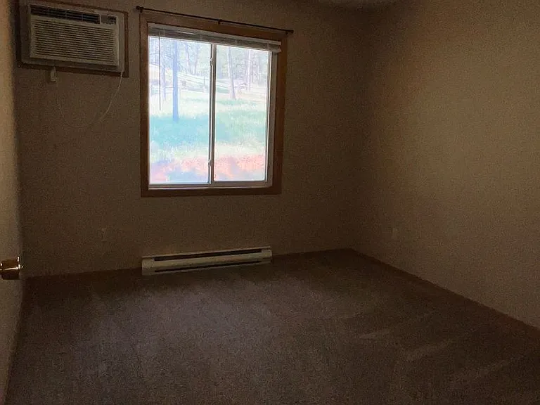 1801 Red Dale Dr — Photo 17