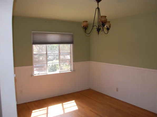 401 San Roque Rd, Santa Barbara, CA 93105