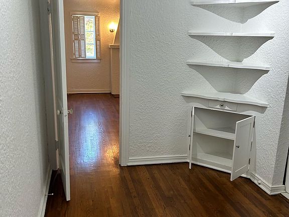 5th image of 3629 Granada Ave