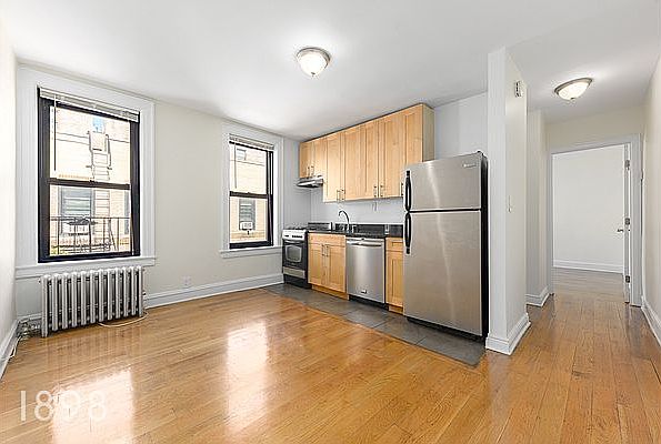 1st image of 3049 Crescent St APT H2d2