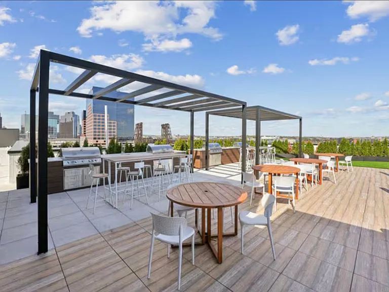 43 Madison St #101 — Photo 3