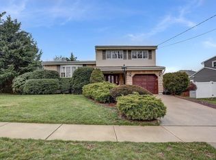 78 Stevens Ave, Old Bridge, NJ