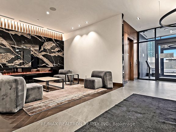 5th image of 7895 Jane St #1914