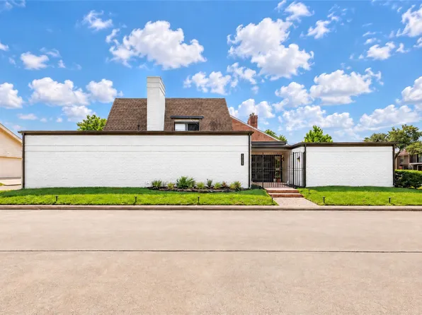 11203 Briar Forest Dr, Houston, TX 77042