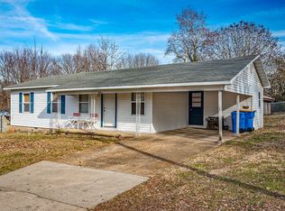 909 Oak St, Harrison, AR 72601
