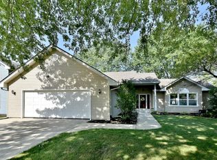 1345 Valayna Dr, Aurora, IL 60504