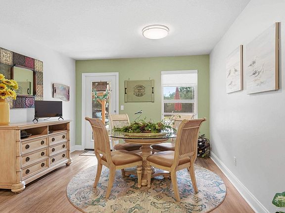 4th image of 1825 Sundown Dr