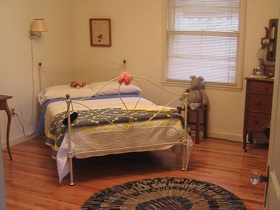 Large, bright first floor bedroom