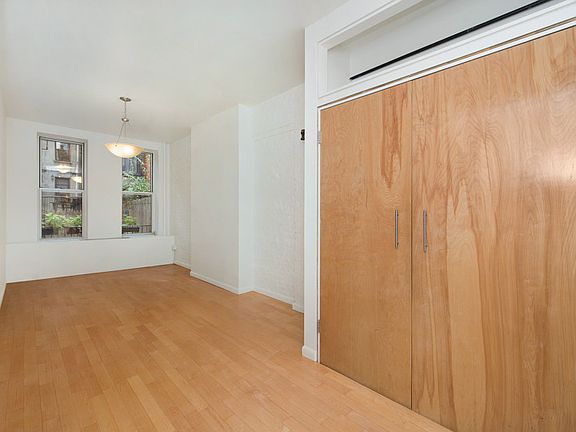 5th image of 428 E 9th St #1