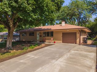 22 Ardith Dr, Normal, IL 61761