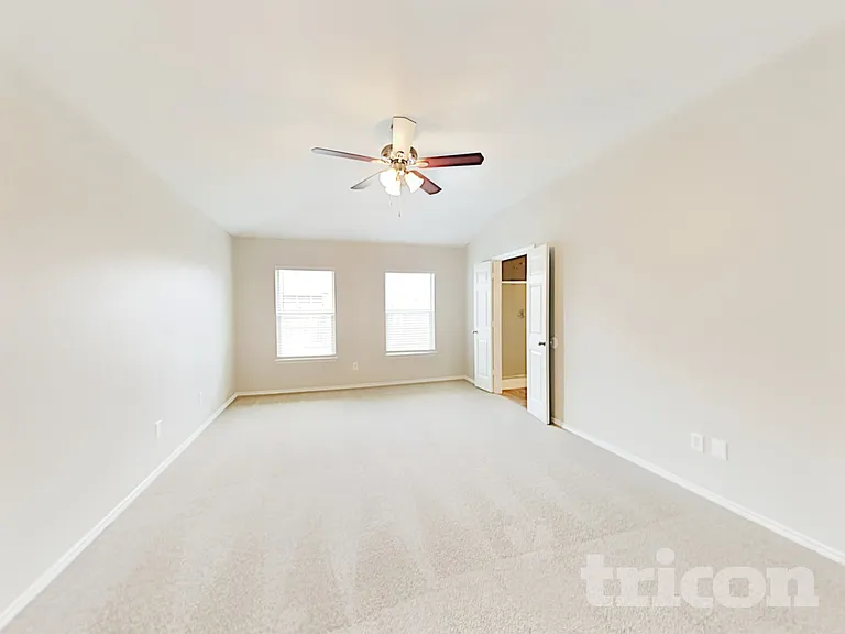 209 Brahma Way — Photo 9