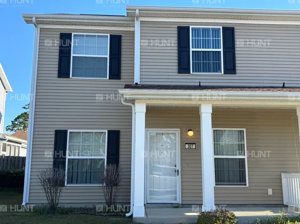 307 Hyde Rd, Havelock, NC 28532