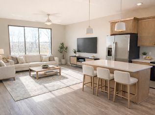 3220 University Blvd, Ames, IA 50010