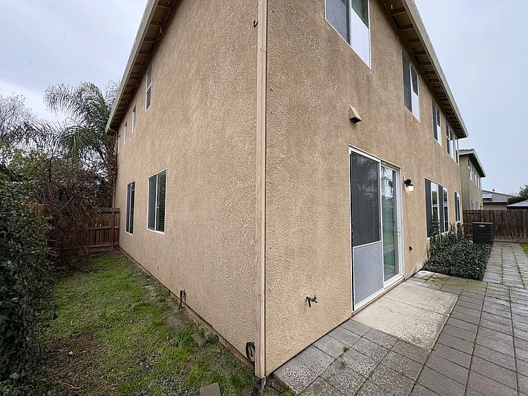 3116 W Buena Vista Ave — Photo 11