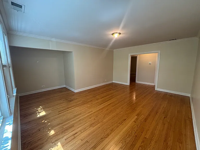 1705 Simpson St #2F — Photo 4